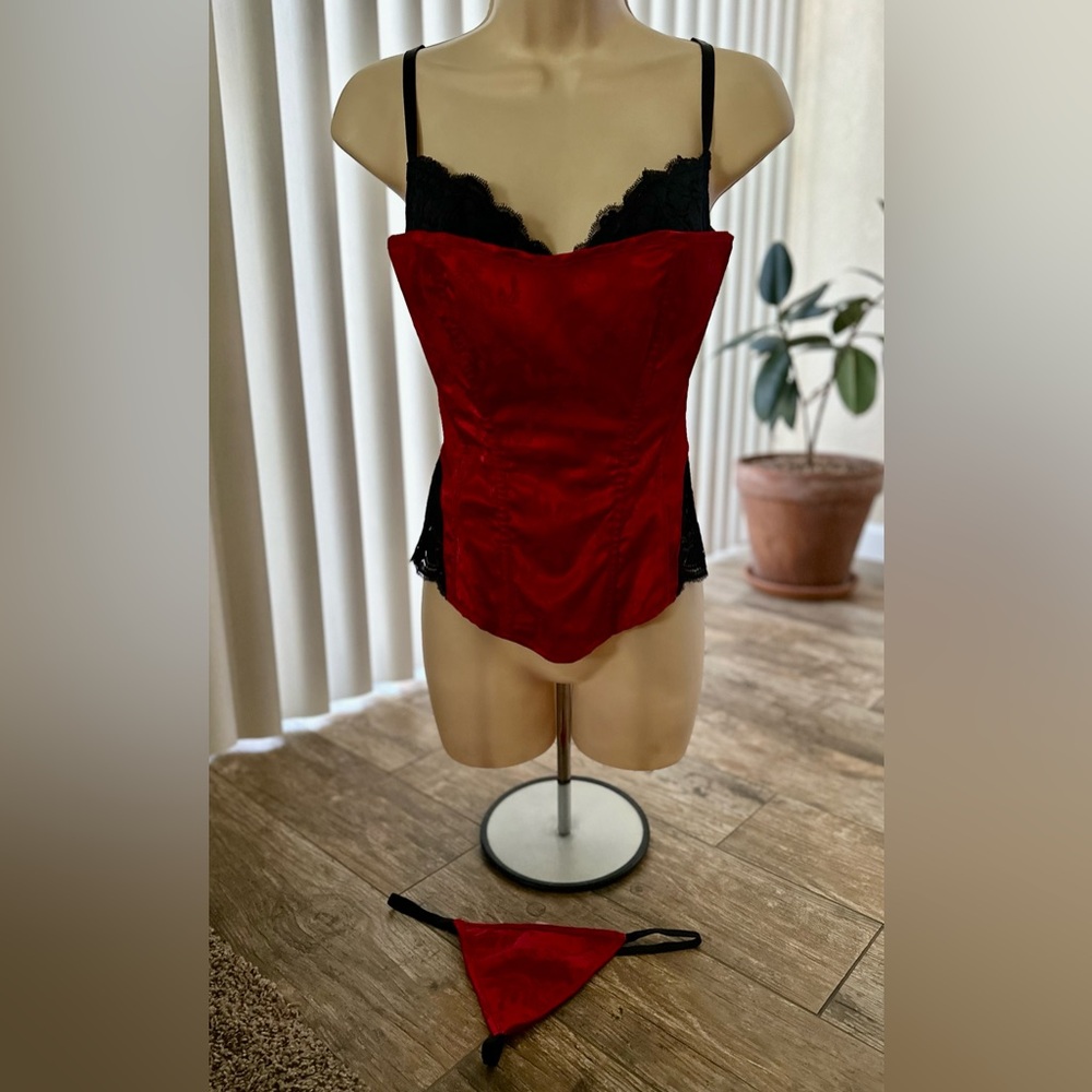 Frederick's of Hollywood Red and Black Corset with bra. Corset size 34/thong s/m